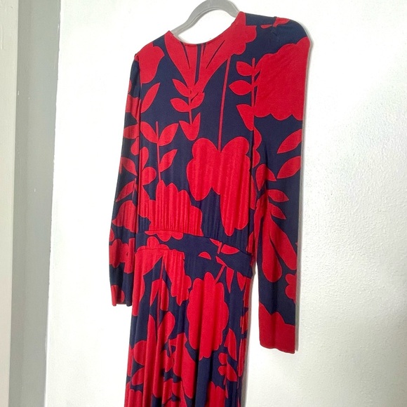 Boden Red and Navy Floral Abstract Print Midi Soft Jersey Dress. Size 6R - Picture 9 of 11